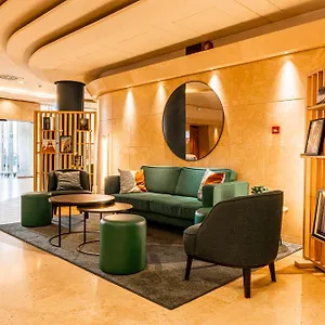 Novotel Est Hotel